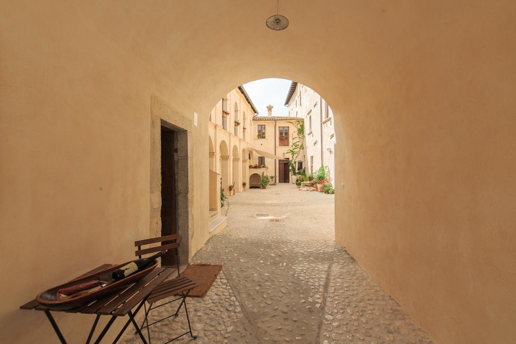 Casa Rosati Hotel Fontecchio Exterior photo